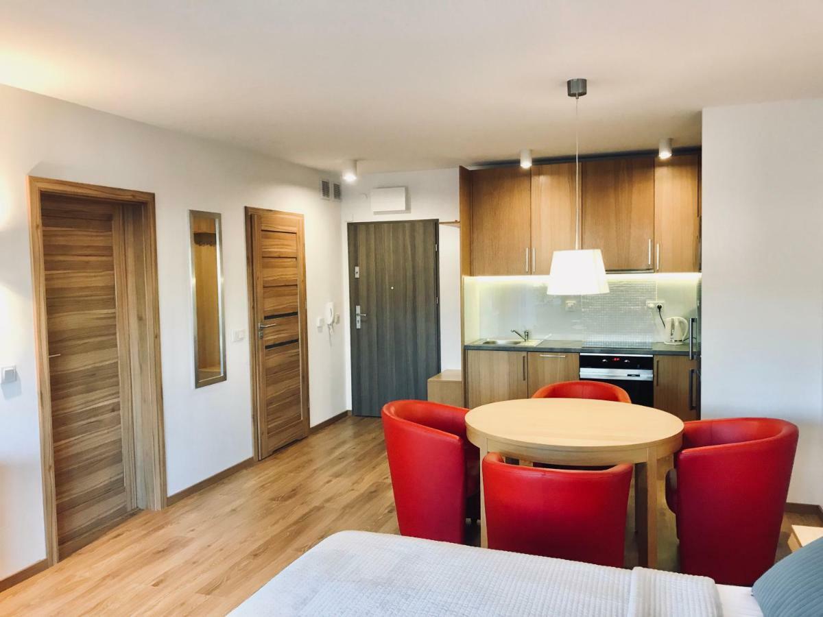 Apartamenty Rodzinne Z Ogrodkiem Pogorzelica  Buitenkant foto