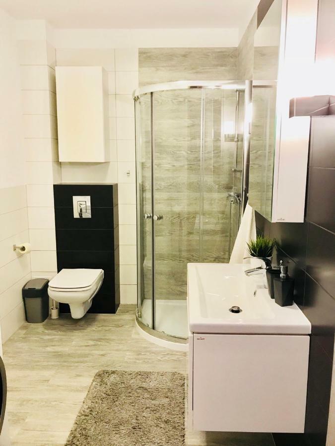 Apartamenty Rodzinne Z Ogrodkiem Pogorzelica  Buitenkant foto