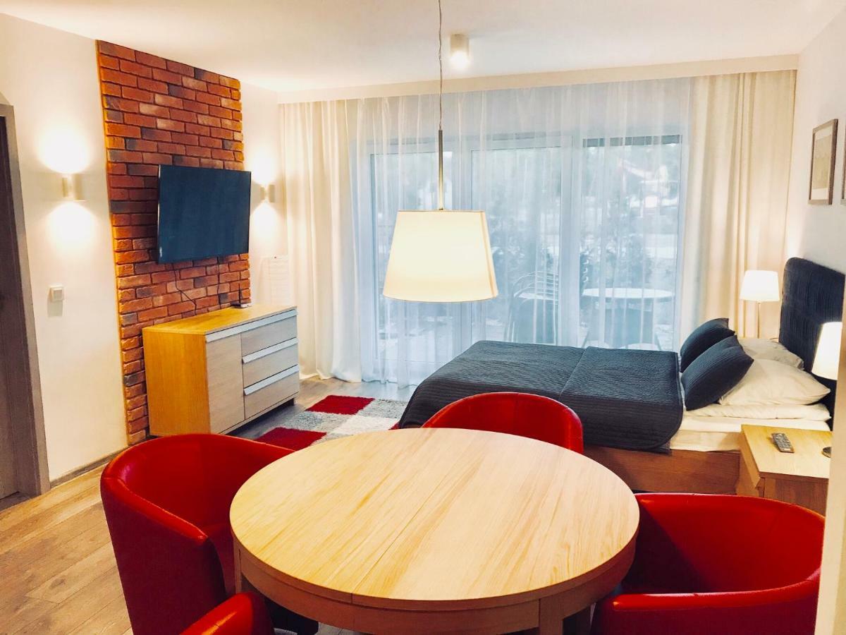 Apartamenty Rodzinne Z Ogrodkiem Pogorzelica  Buitenkant foto